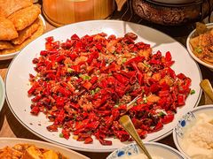 -肖四女乐山跷脚牛肉(滨江天街店)