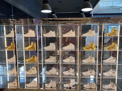 -Air Jordan(世贸天阶店)