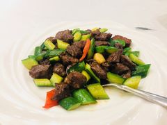 -老船夫婚宴婚庆会馆(延吉路店)