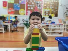 -怡康华庭中英文幼儿园