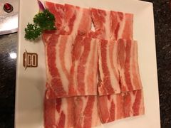 精品猪五花-韩宫宴炭火烤肉(中商世界里店)
