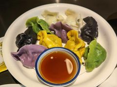 五味海鲜水饺拼盘-东莱馋房(陆家嘴店)
