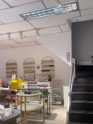 -丽心自助美甲美睫