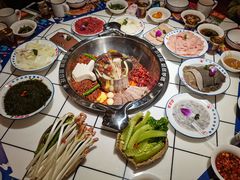 -贤合庄卤味火锅(安吉万达店)