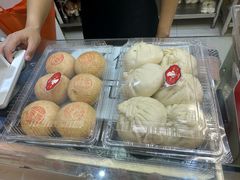 -白玉兰食品甜凤店(合生汇店)