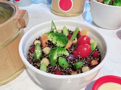 -水桶王国主题餐厅·聚会·生日派对·亲子活动·家庭套餐(亚龙湾希尔顿店)