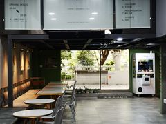 -ADO KAFE(大学城店)