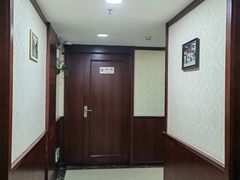 -三湘四水湖南特色餐厅(颐景公寓店)