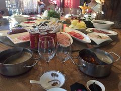 -小天鹅火锅·一线江景洪鼎旗舰店(洪崖洞店)
