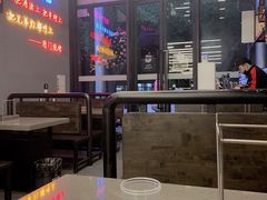 大堂-老吕涮羊肉•东北原味烧烤•大油边•烤鱼(五角场店)