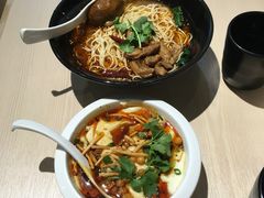 -遇见小面(凯德广场店)