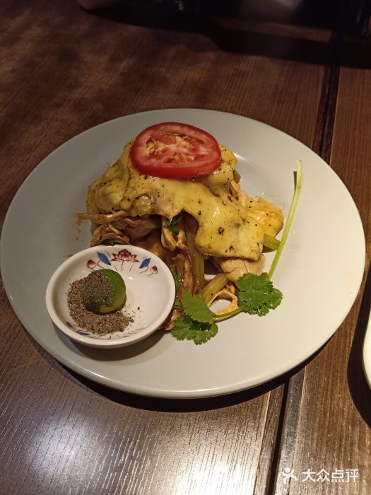 大头虾越式风味餐厅(光明广场店)越式盐焗麻油鸡图片