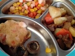 -红樱桃月嫂育婴师(徐汇总店)