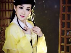 iphone_upload_pic-九月鹰飞汉服摄影工作室
