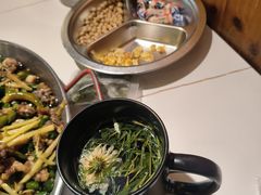 -关二兔江湖菜馆(峰景里店)