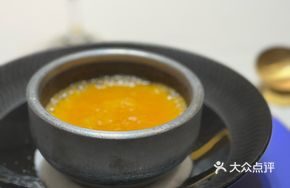 Golden Soup Sliding Pearl