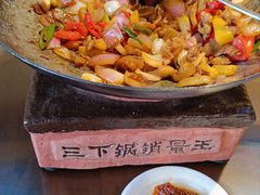 -富正毅三下锅·湘西韵味(天门山索道店)