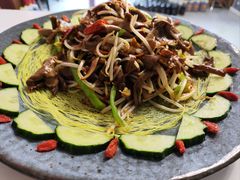 -天天向上素食餐厅(五台山店)
