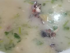 -美顺香食府鱼头老店(雪野湖店)