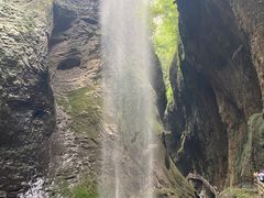 -龙水峡地缝景区