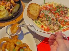 -Chili's Cafe&Bar奇利斯(滨江店)