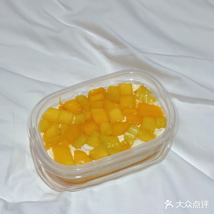 这家甜品店性价比忒高了!!