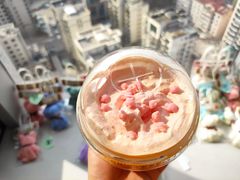 珞珈樱花拿铁-瑞幸咖啡(中环国际广场店)