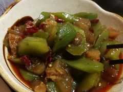 莴苣烧牛筋-大隐隐于市私房菜(保和小区店)