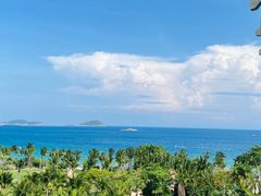 -亚龙湾喜来登·美景台大堂吧