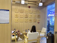 -霸王茶姬(南强街店)