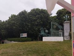 -龙凤山庄影视度假村