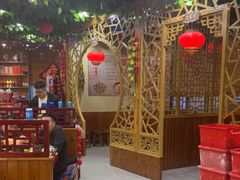 -袁小二大东北铁锅炖(吉祥村总部)