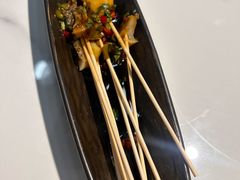 -嗨辣小聚·盘锦河蟹·海鲜烧烤龙虾(盘锦十年好店)