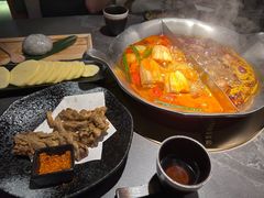 -湊湊火锅·茶憩(杭州湖滨银泰in77店)