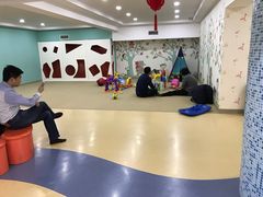 -乐悠游亲子游泳俱乐部