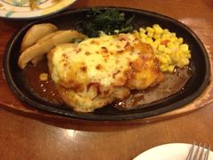 -萨莉亚意式餐厅(特力时尚汇店)