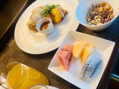 -杭州逸酒店(西湖武林店)