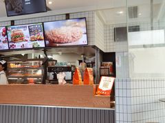 -肯德基(成山路地铁站店)