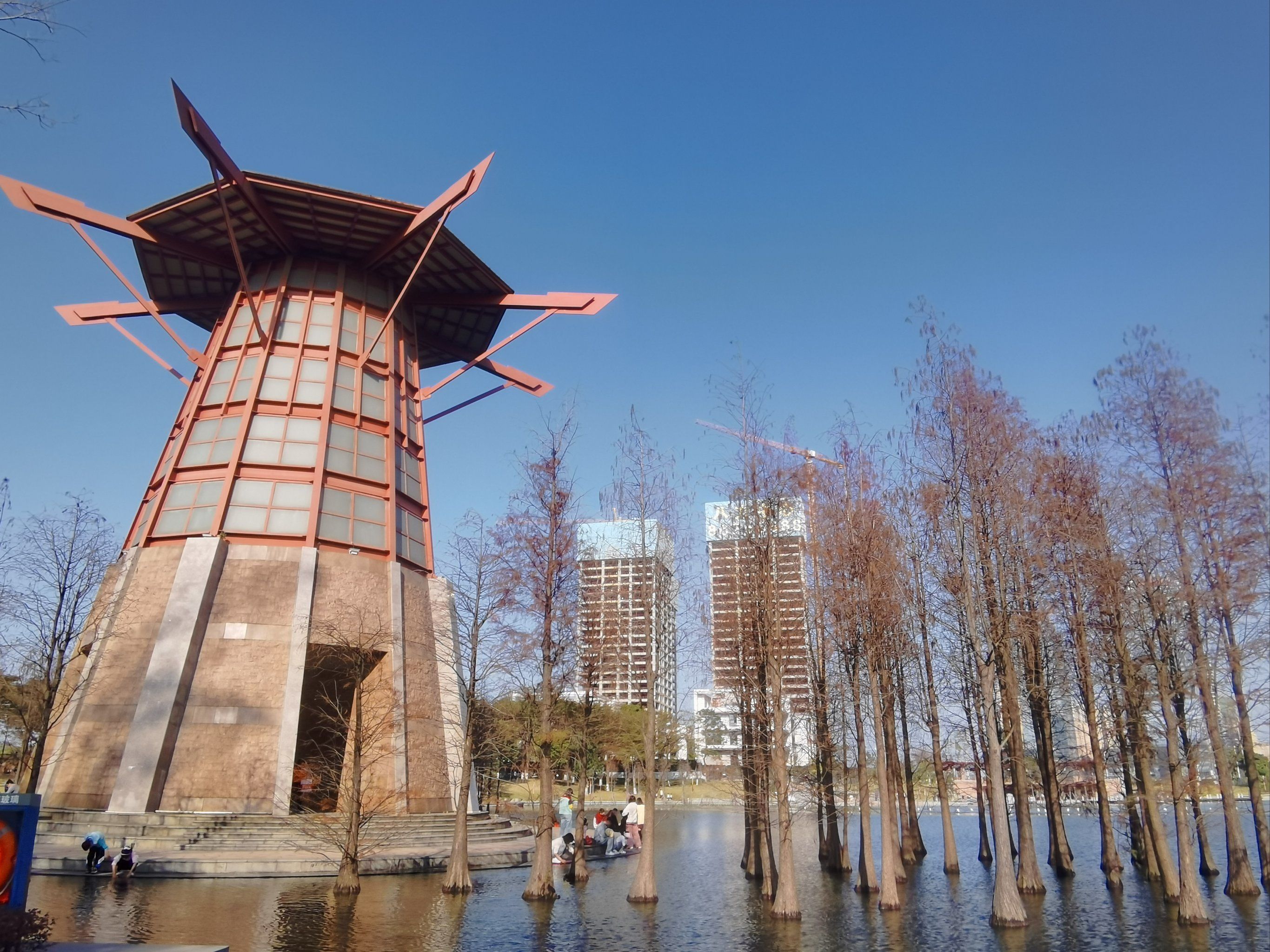 春日的千灯湖公园