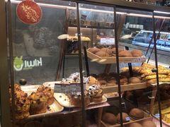 面包甜点陈列柜-山崎面包(静安久光店)