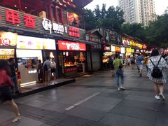 门面-八一好吃街·高品美食广场