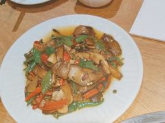 -一朵菌·野生菌探索家火锅(南亚店)