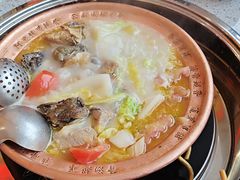 -阿婆情腊排骨火锅(金虹路店)