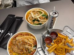 -W COLLECTIVE  DESSERT SHOP