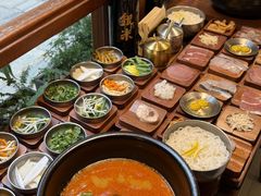 -银米·云南传统过桥米线(双廊黑金冠店)