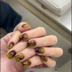 -赢韵美甲美睫瑞士净斑中心