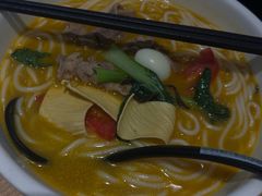 -蒙自源米线大王(花园城商场店)