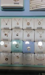 -周大福CHOW TAI FOOK(浦东八佰伴店)