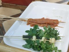 -袁记串串香(泉水轻轨站店)
