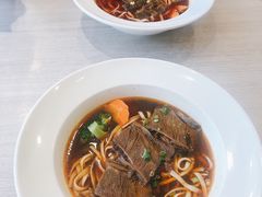 -康师傅私房牛肉面(马泉营奥莱店)